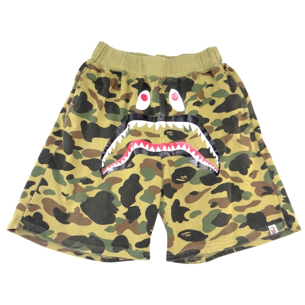 A Bathing Ape BAPE Shark Face Camo Sweat Shorts Green XL‎ Camouflage Graphic